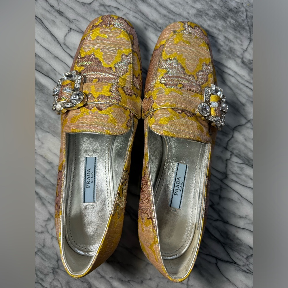 USED Prada 35mm Metallic Jacquard Loafer in Giallo,
Size: 6B / 36EU